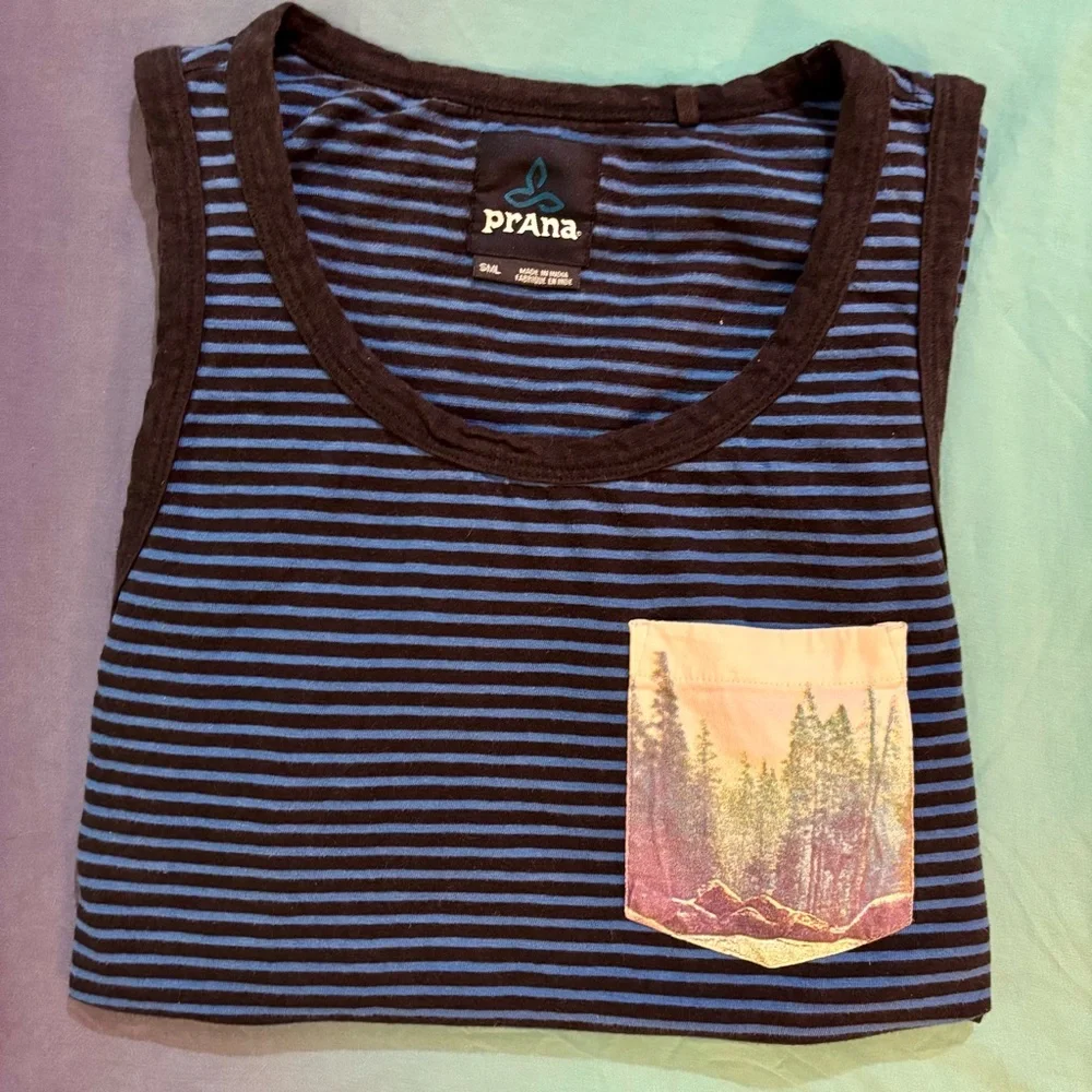 Prana Striped Men’s Tank with contrasting Scenic Pocket Detail - Picture 12 of 12